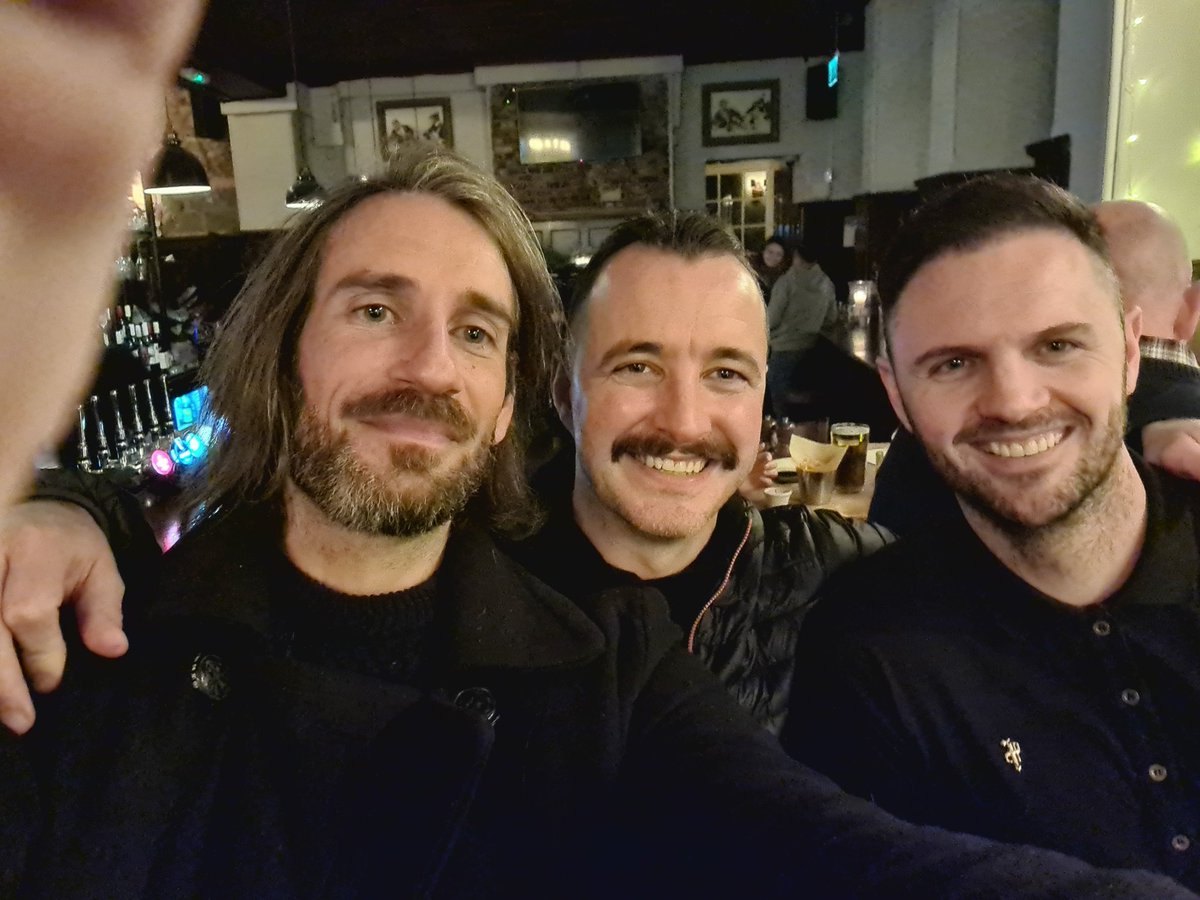 TheHappyCatsNFT's tweet photo. Happy cats xmas drinks! 😺
Stay awesome Tribe!
@corndog1981 @danhunter25 https://t.co/Uu7xXrBJgv