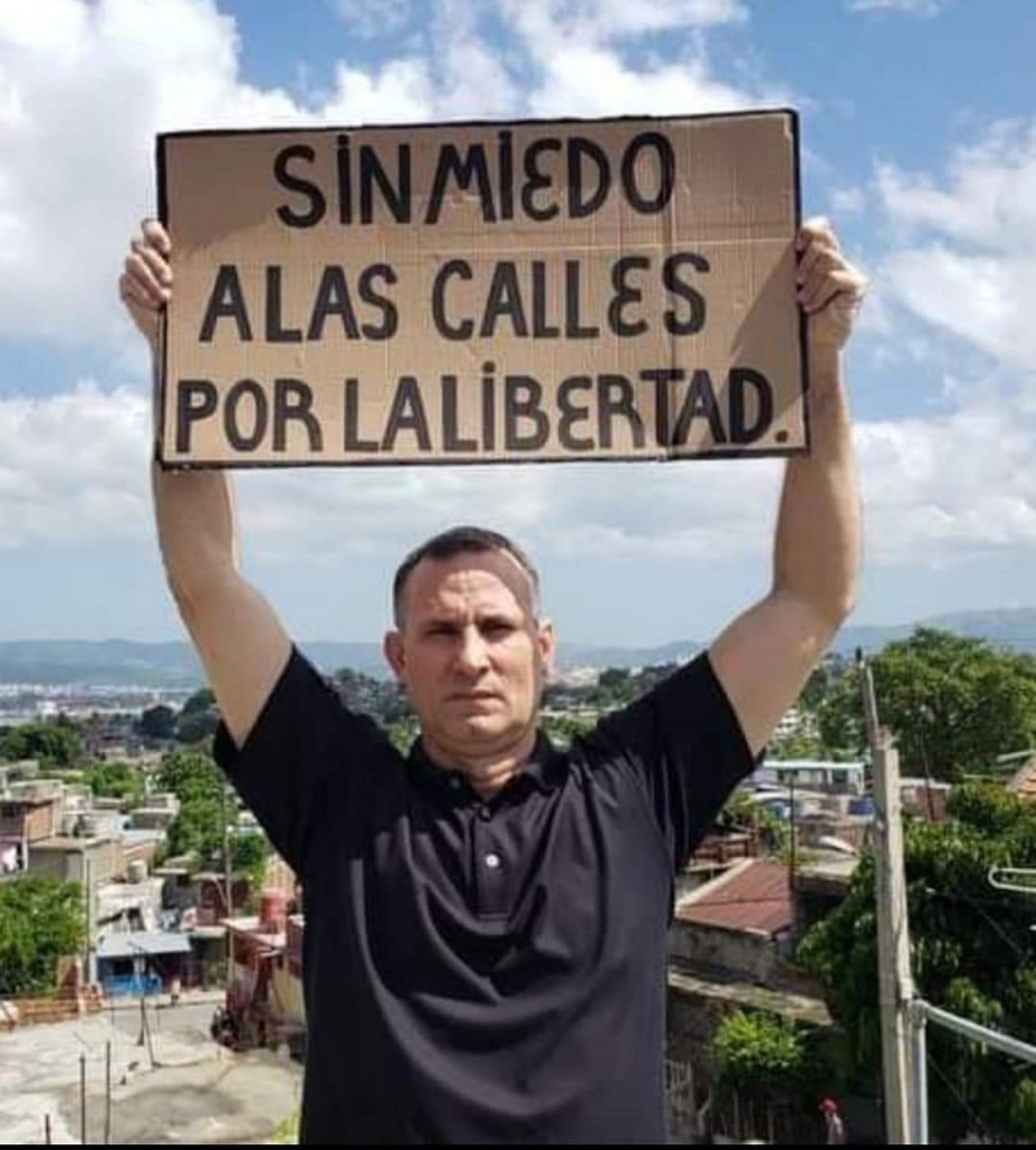 Desde su cruel y criminal encierro, <a href="/jdanielferrer/">José Daniel Ferrer</a> nos invita a usar la etiqueta #DDHH en vísperas del día Internacional de los Derechos Humanos. Él permanece en jornada de ayuno iniciada el día 1ro hasta el 10/12.
#SOSCuba. #DDHH   #PresosPorQue?