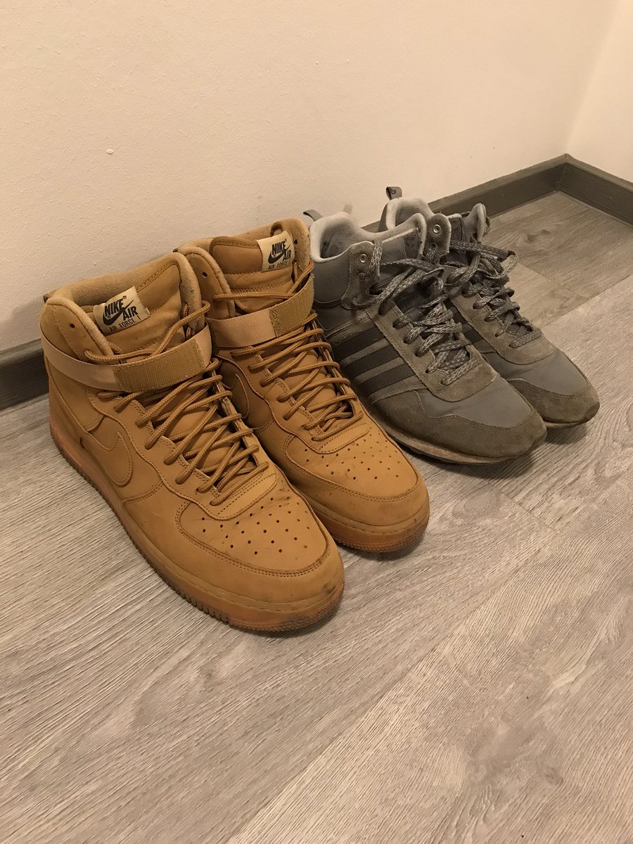 leere Stiefel - dafür dürft ihr #Fotzen uns hier noch Geschenke zu Nikolaus machen! 💸😈 
#findom #finD #humanatm #geldherr #cashmaster #cashfag #cashpig #cashslave #payslave #paypig #payfag #draining #drain #abzocken #loser #cashcow #atm <a href="/YoungMasterRT/">RT for Young Master</a> <a href="/RT4Masters/">𝗥𝗧𝟰𝗣𝗢𝗥𝗡 🔞🌎🌍</a> <a href="/RtVictim/">Sneaker Victim 🇩🇪 🇮🇹 🇬🇧</a>