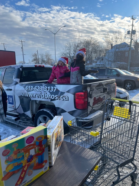 OPP_ER's tweet photo. A big thanks goes out to the generous community members of Arnprior and surrounding areas. Another successful toy drive at the Arnprior Giant Tiger. Thanks to Reid Bros. for transporting the toys. All proceeds went to T.A.P. (Teachers Against Poverty).^ajc #RenfrewOPP https://t.co/hEcspgXOWk