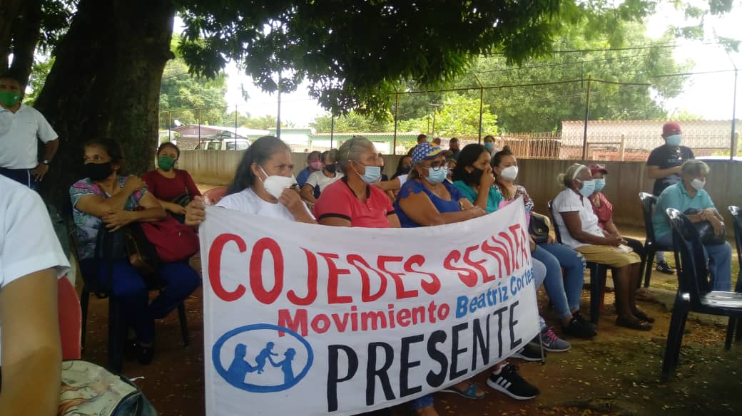 yomarisnv's tweet photo. #NoalcierredelSENIFA movimiento de Madres Comunitarias Beatriz Cortes presentes en cada rincón del  país moldeando el futuro...SENIFA por siempre https://t.co/cl61QGSH4N
