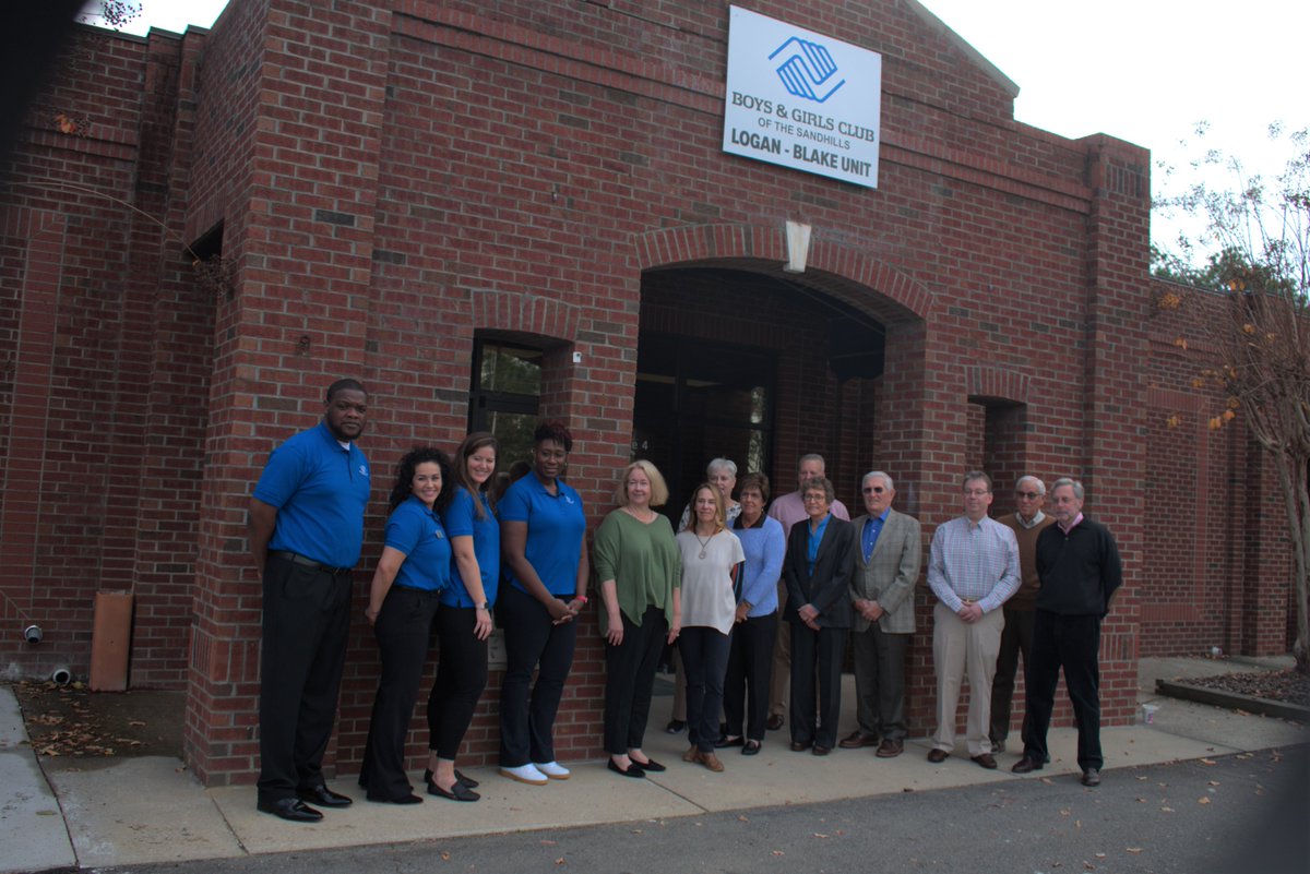 sandhillsBGC's tweet photo. "It's like heaven", said one of our club kids. Thank you for joining us at Logan-Blake for our open house! It's not too late to support Gifting Great Futures day and our expansion.
https://t.co/ErsjiILmWE...
#loganblake
#openhouse
#supportinggreatfutures💙 https://t.co/uphA1TCpvD