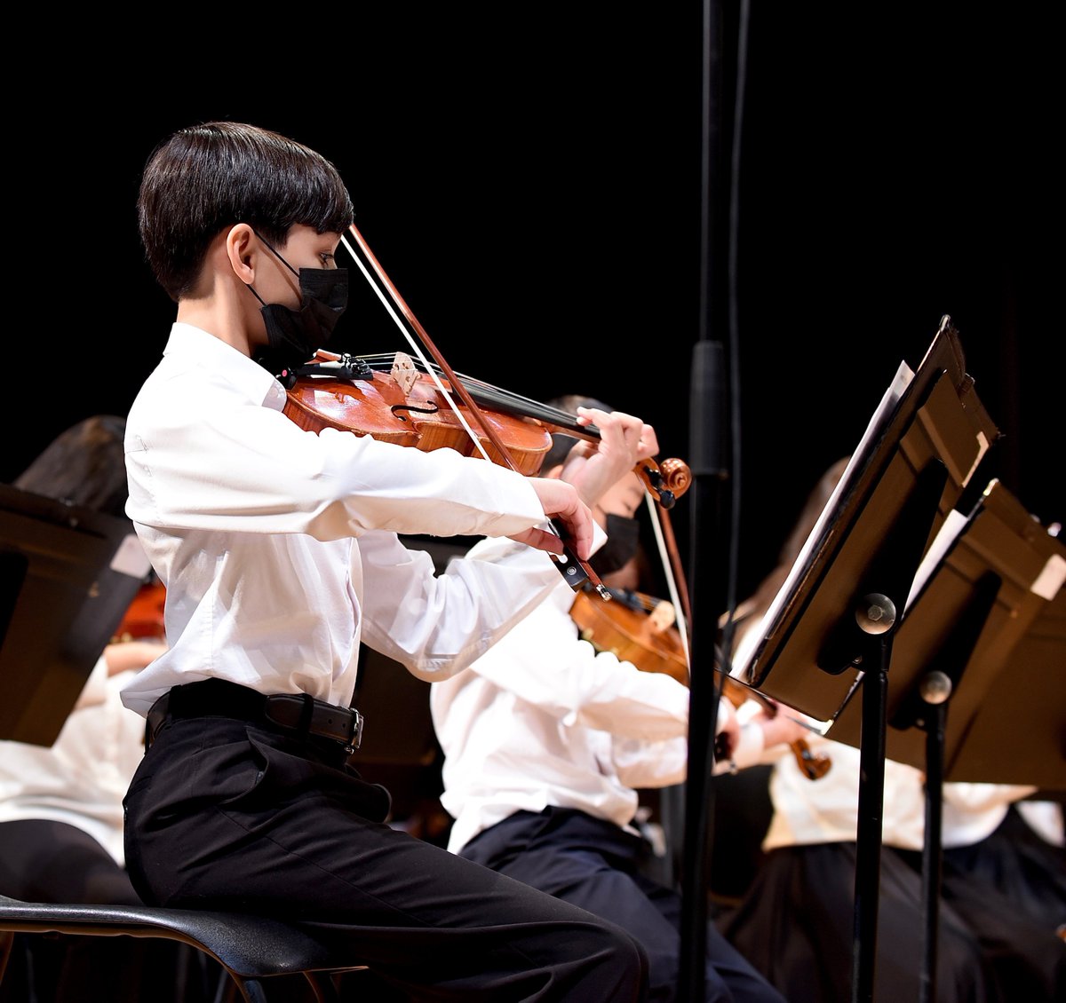 Nyack_Schools's tweet photo. Congrats to #NyackMS 8th grader, Evan Aparentado on making his debut w/the NJ Youth Symphony Concertino Strings Orchestra! Evan is also member of our Chamber Orchestra and will represent NMS at the All County Music Festival in February. #MusicEducation @BudhaiSEudes @WhartonMusic https://t.co/WfpNUNnMgD