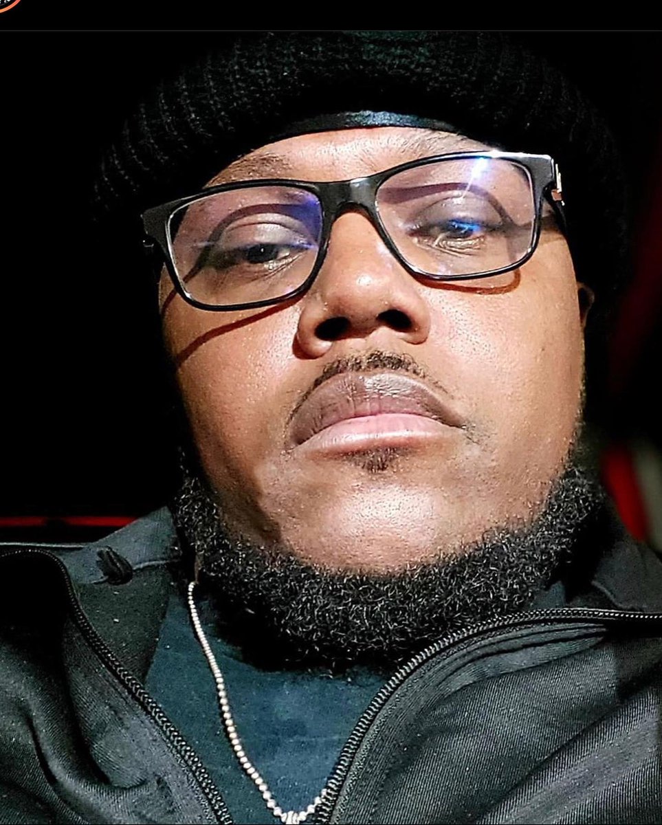 cokaine45's tweet photo. #EffJones #Cocaine45 #kocaine45 #OUVRecords
#ashleylovechild #nitrogetlive @jones_eff @ouvrecords
#RAPCHAMA #rapo19 #rap #Rapperholic2021 #rapmusic #Eminem #Drake #J Cole #JayZ #BaseHottestMCs #Lil Wayne #bonethugsnharmony #verzuzbattle #celebrity #Lil Durk #Durk #DojaCat https://t.co/9uVeLGnDen