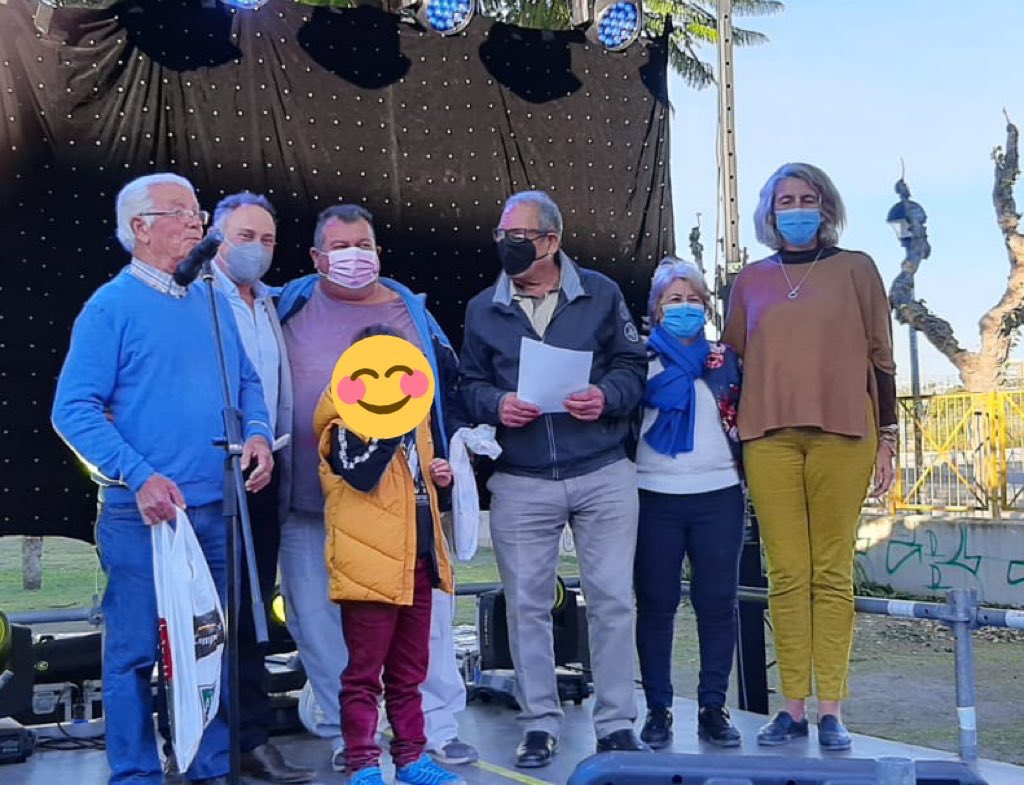 MerBernabe's tweet photo. Magnífica jornada de convivencia vecinal  en las fiestas de La Purísima Barriomar.

Paella, entrega de premios y música 

Enhorabuena a @JuanjoPedaneoBP y su junta @PBarriomar por la extraordinaria organización

Gracias 💙💙💙, compañeros, por la invitación 

@PopularesMurcia https://t.co/HF0PFFaJQN