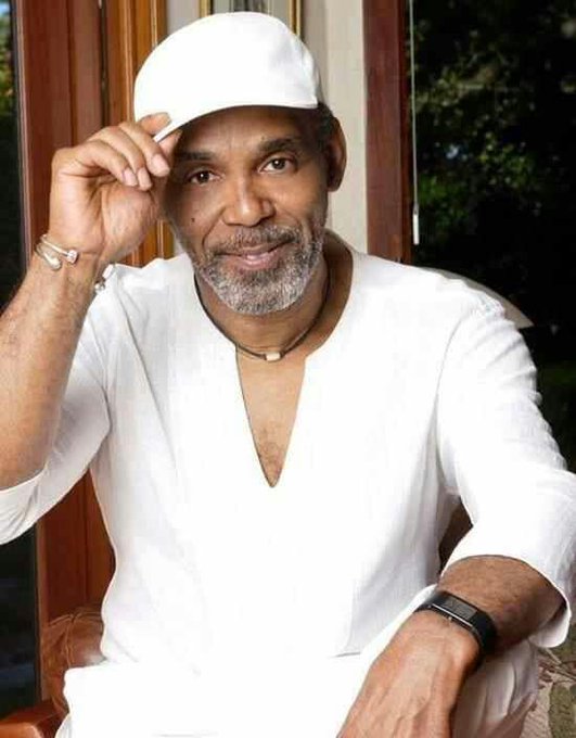 Happy 75th birthday to the legend who is Frankie Beverly from Maze.
What\s your favourite track by Maze? 