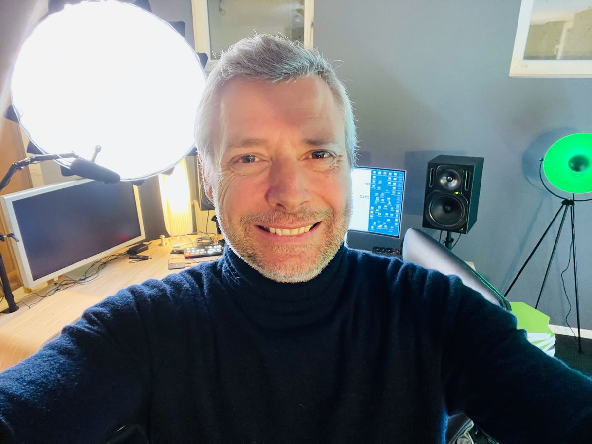 peterpoehle's tweet photo. No wonder I'm smiling. Great first workshop on @Boothted_com with @TheEventNest. Ready for the next one with @snoballevent on Wednesday. Register now: https://t.co/FTBmjhDBJs https://t.co/b6wl66gPHO