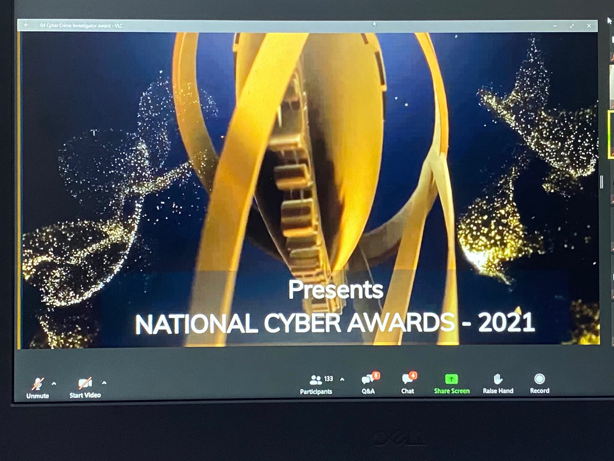 varunkapoor170's tweet photo. National Cyber Award winner
@ CRCIDF New Delhi
#MyAwards
#varunkapoorips https://t.co/HoESdg8A09