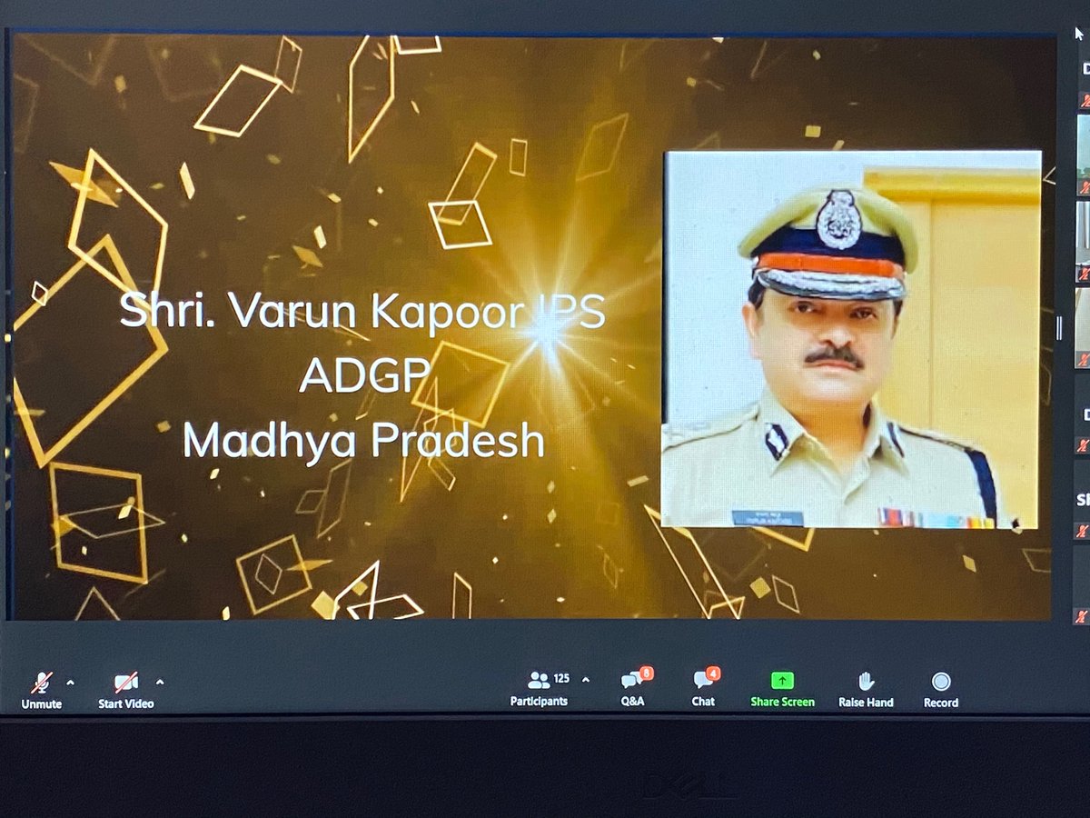 varunkapoor170's tweet photo. National Cyber Award winner
@ CRCIDF New Delhi
#MyAwards
#varunkapoorips https://t.co/HoESdg8A09