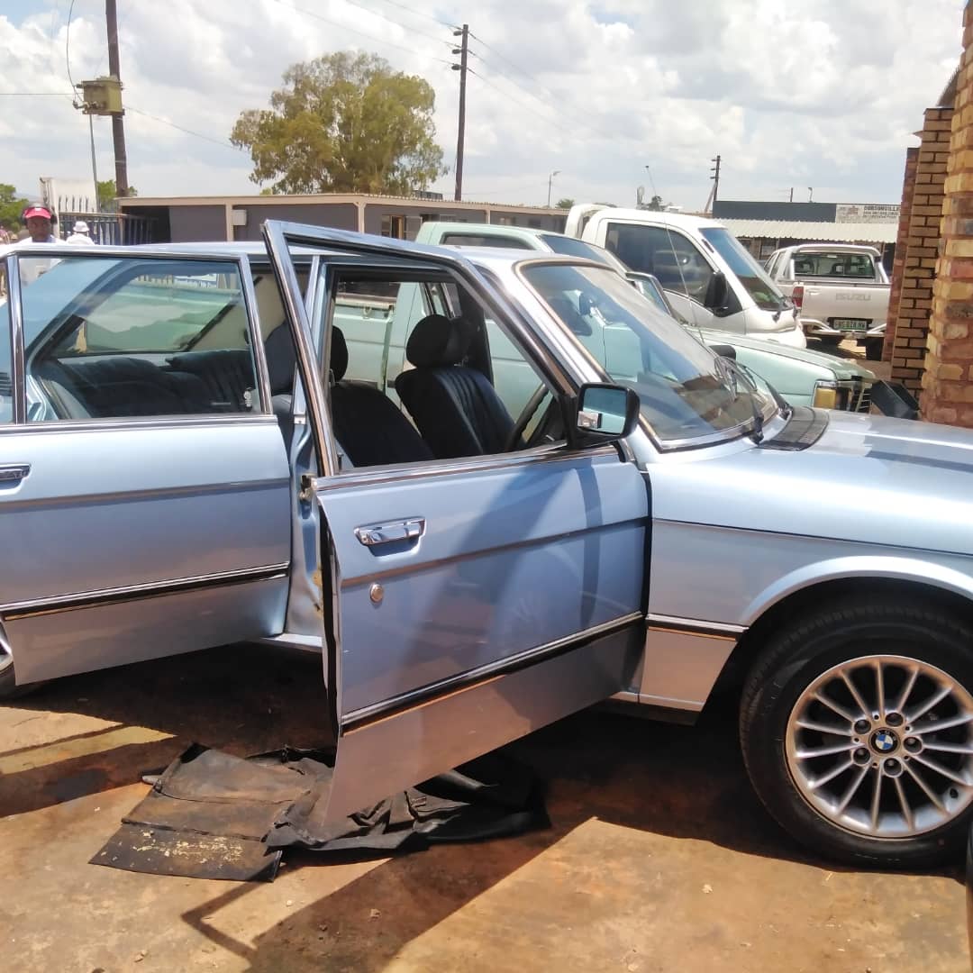 Ndidzulafhi auto trim