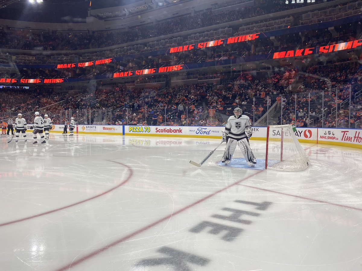 RunnerinaBottle's tweet photo. #gokingsgo https://t.co/9au3rW2p9T