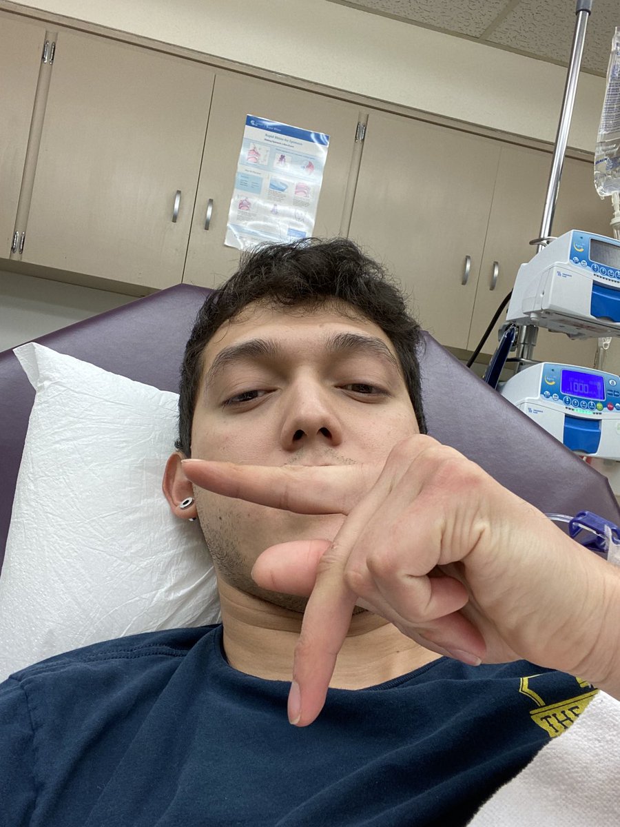marcustapia6's tweet photo. Always gotta represent ⁦@FaZeClan⁩ https://t.co/eUPdFqsrm9