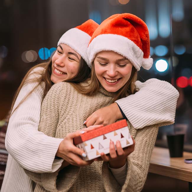 ¿Cómo vender más en Navidad?

Las personas están listas para comprar, el mayor freno para no vender eres tú y lo que estás haciendo en tu empresa.
ow.ly/CkU350H4q6v

#ventas #vender #emprender