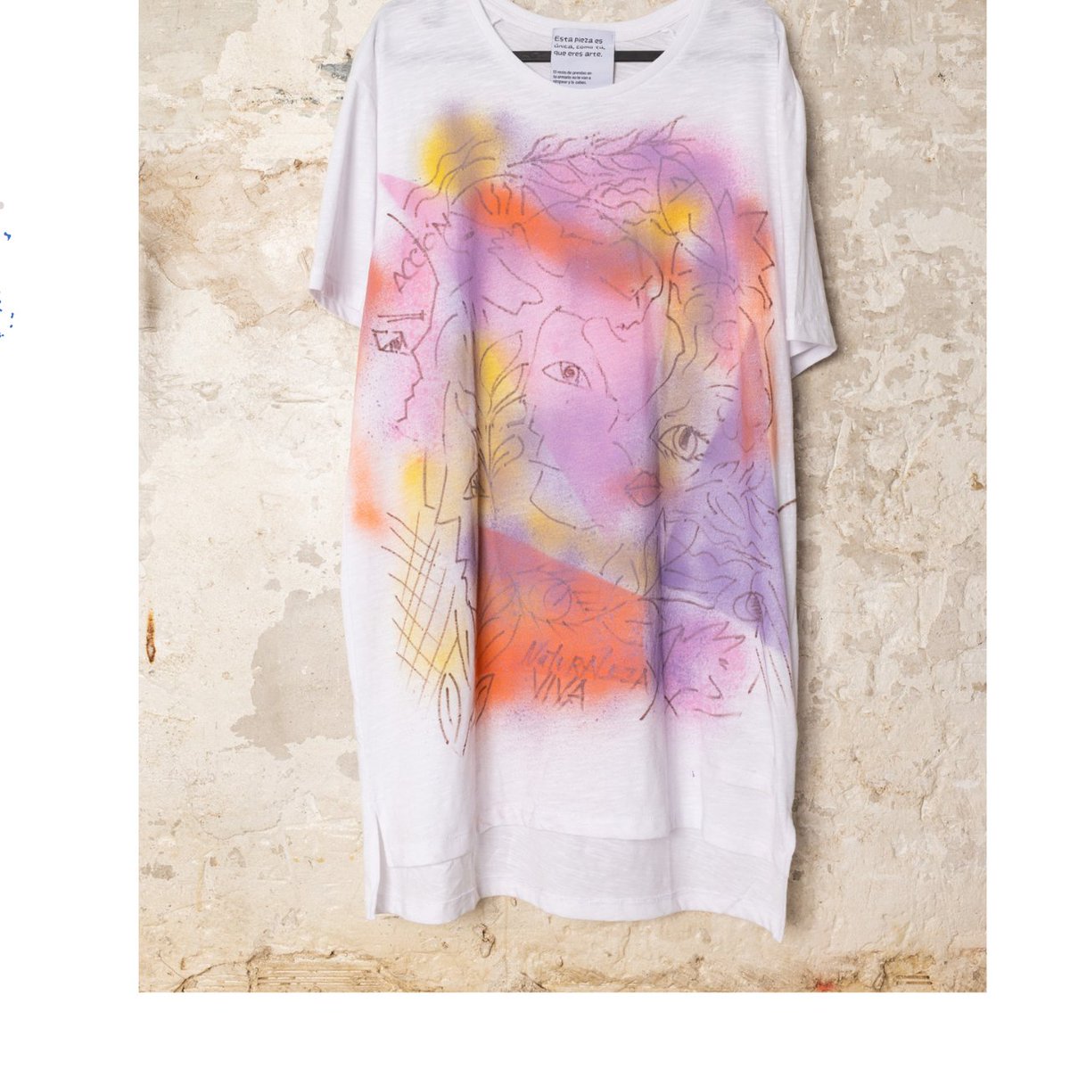 NazzartOfficial's tweet photo. El arte de vestirse con personalidad 💥.⁣
⁣
The art of dressing with personality 💥.⁣

#art #artist #artista #photography #artcollection #fashion #unisex #fashionmodel #painting #design #handpaintedclothes #prendaspintadasamano #camisetas https://t.co/eoWRiTxJvZ