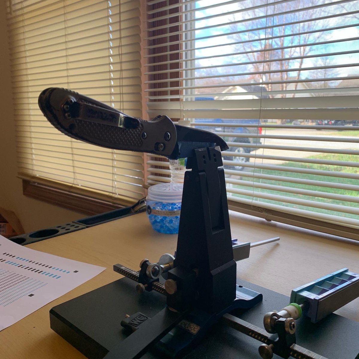 SharpshankR's tweet photo. The Benchmade Griptillion is cleaned lubed and sharpened ready to get back to work. #benchmade #wickededge https://t.co/vOvwbiFB3D