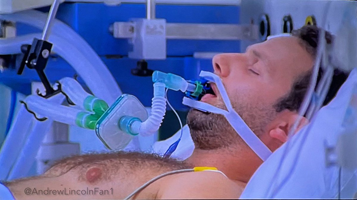 andrewlincolnf3's tweet photo. Noooo! #robertbridge death in #afterlife was so sad and emotional #andrewlincoln 😭♥️ https://t.co/GbZuSIzAkd