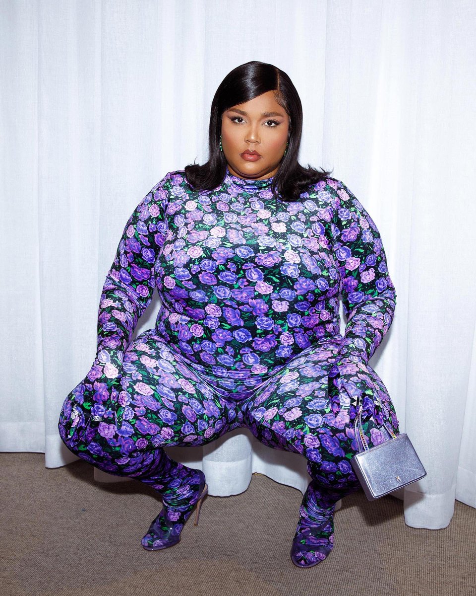 LIZZO tweet media