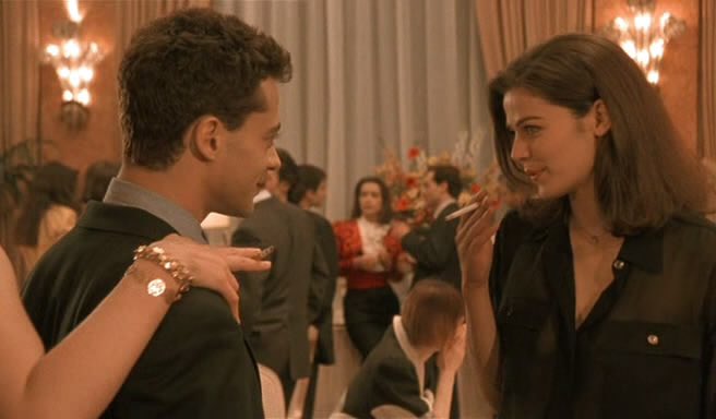 Geçmişte Bugün (6 Aralık 2001):

🎥 La Sentinelle (The Sentinel / Arnaud Desplechin, 1992)

20 sene önce bugün sinemada izlemişim. Filmin çoğu hafızamdan silinmişti ama neyse ki yakın zamanda, restore edilmiş bir kopyasını seyrettim. Emmanuelle Devos da rol alıyor filmde! 🥰