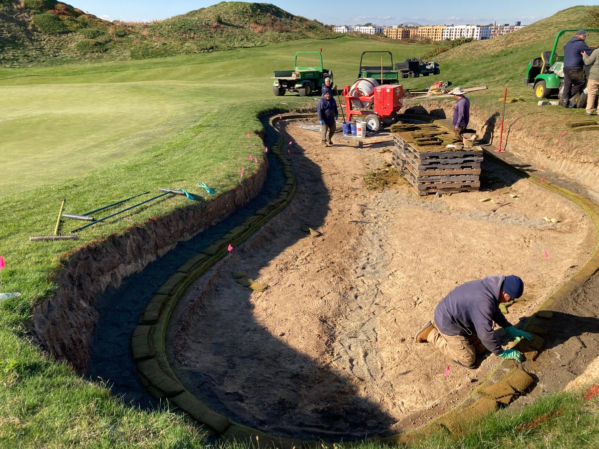 IVI_GOLF's tweet photo. Work has continued at Bayonne Golf Club on some revamped bunkers using @PermaEdgeBunker  Tom Woodward and his staff have worked hard to improve select bunkers and are thrilled with the results so far.  Keep it up guys! https://t.co/8QbCNUOBTM
