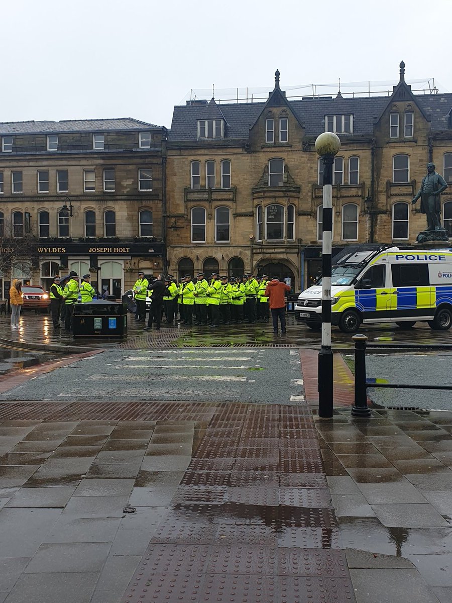 Lynne Ridsdale tweet media