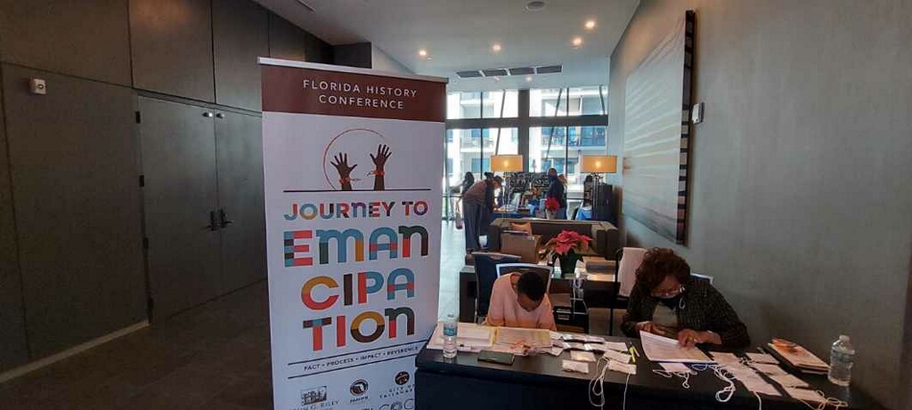 FloridaTrustHP's tweet photo. Did you know Dec. 6, 1865 is the day all enslaved were finally free &amp; not Juneteenth, which was specific to Texas? Honoring ratification of Emancipation Proclamation at Journey to Emancipation Conference

#tellthefullhistory #floridahistory  #africanamericanhistory #blackhistory https://t.co/tRR1i2bwqm