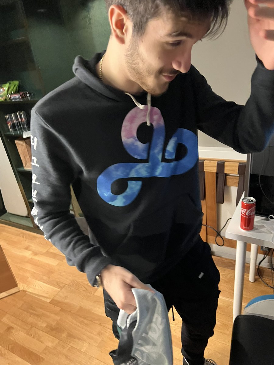 GarrettG tweet media