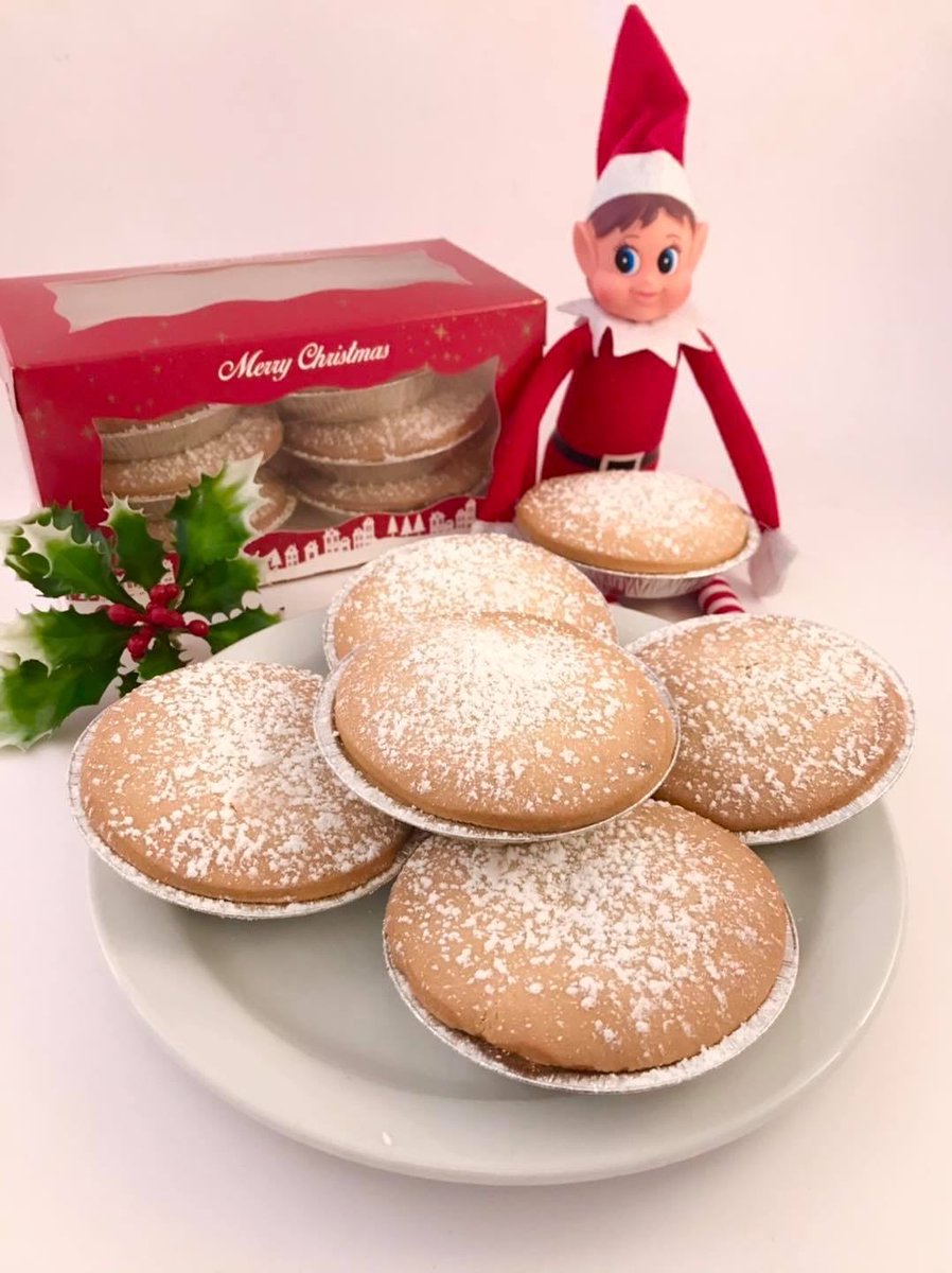 DanesBakery's tweet photo. 🎄🎅🏻Christmas wouldn’t be Christmas without The Danes Madeira slab cake🎄Delicious mince pies🎄 or the alternative Christmas cake in vanilla or chocolate sponge filling .Order yours early #christmascakes #mincepies #christmaslimerick #thedanesbakery https://t.co/ffQGLFVgLA