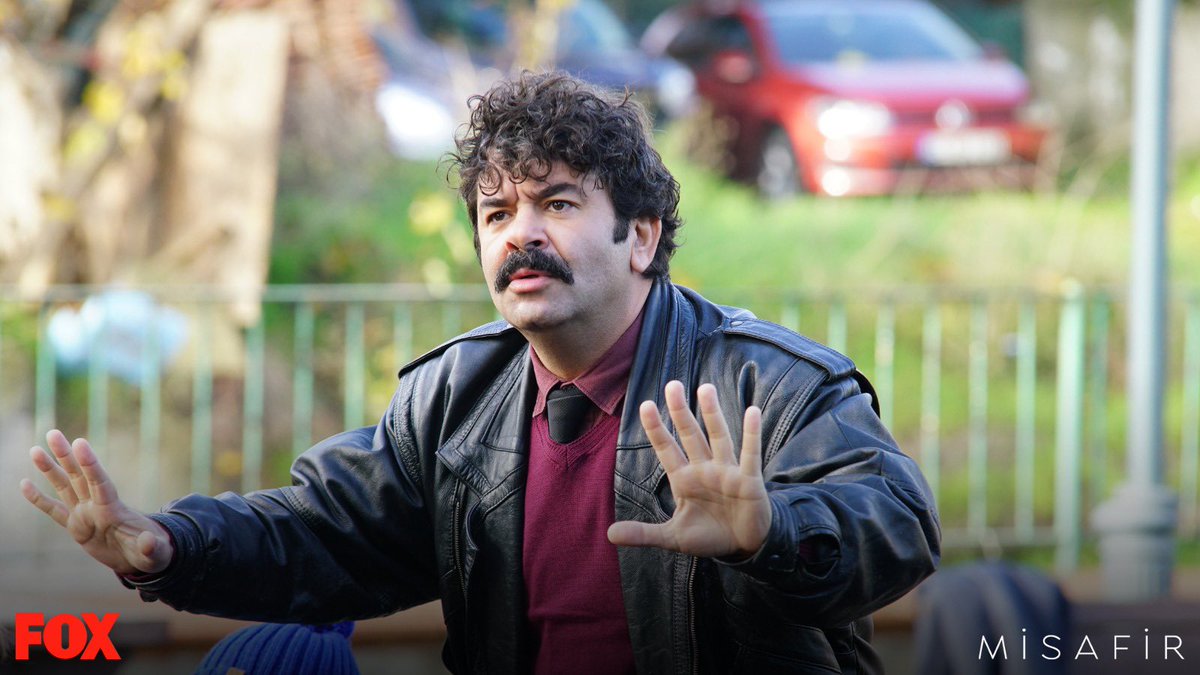 Oğuz parkta asayişi sağladı! 🤪 #Misafir @FOXTurkiye