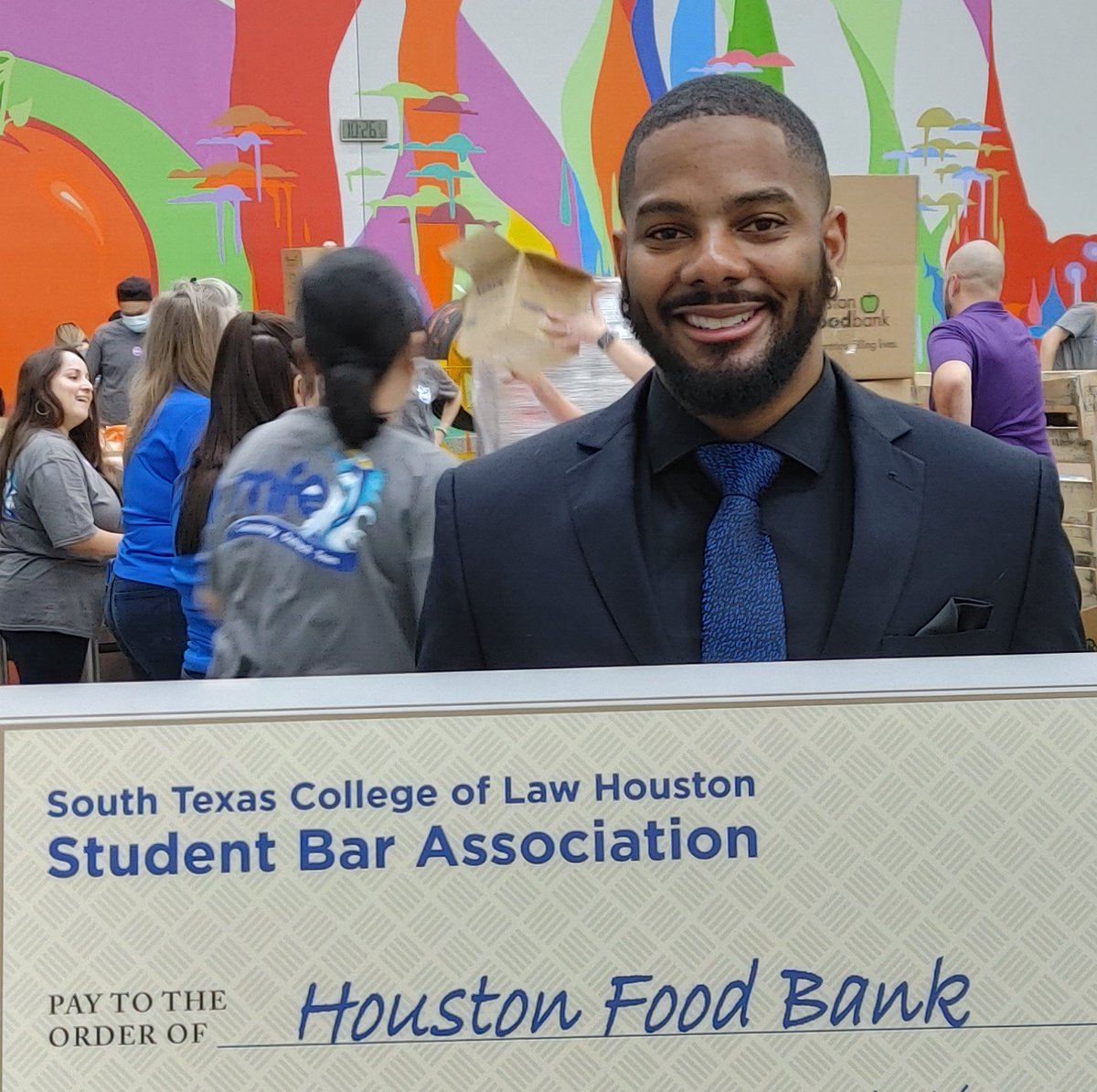 STCL_Houston's tweet photo. Led by our SBA, the South Texas community helped provide more than 63,000 meals this holiday season continuing its decade-long tradition of serving as the largest academic donor to ABC13’s Share Your Holidays food drive. https://t.co/3WeCj8ooSq
#StudentsGivingBack #LawSchool https://t.co/MvBUTZlaV2