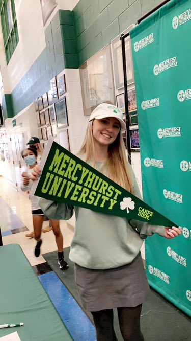 MercyhurstS's tweet image. Congratulations Rebecka! ☘️⚽️