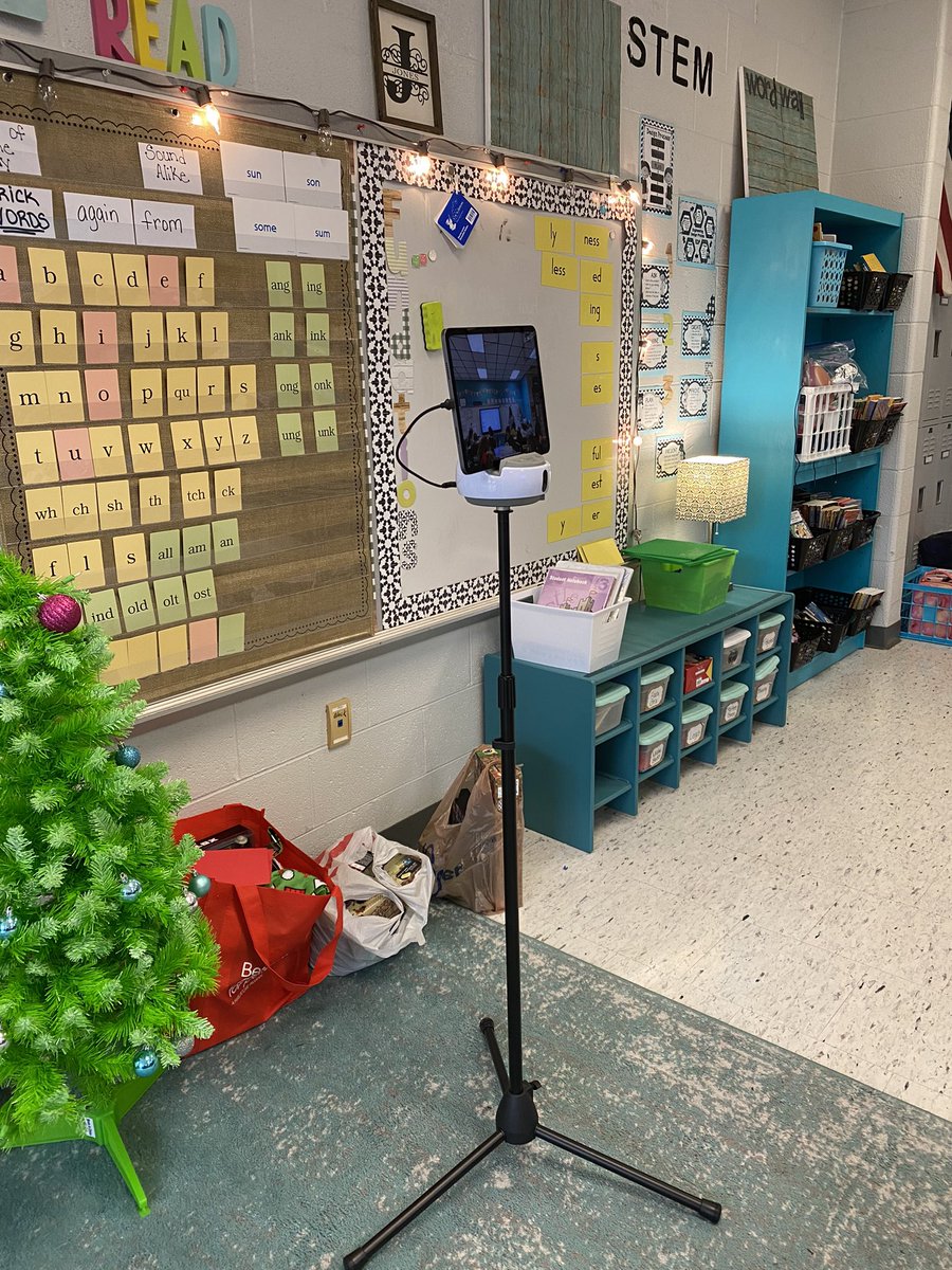 Starting my week off right with @JonesJAEstem and our <a href="/swivl/">Swivl</a>