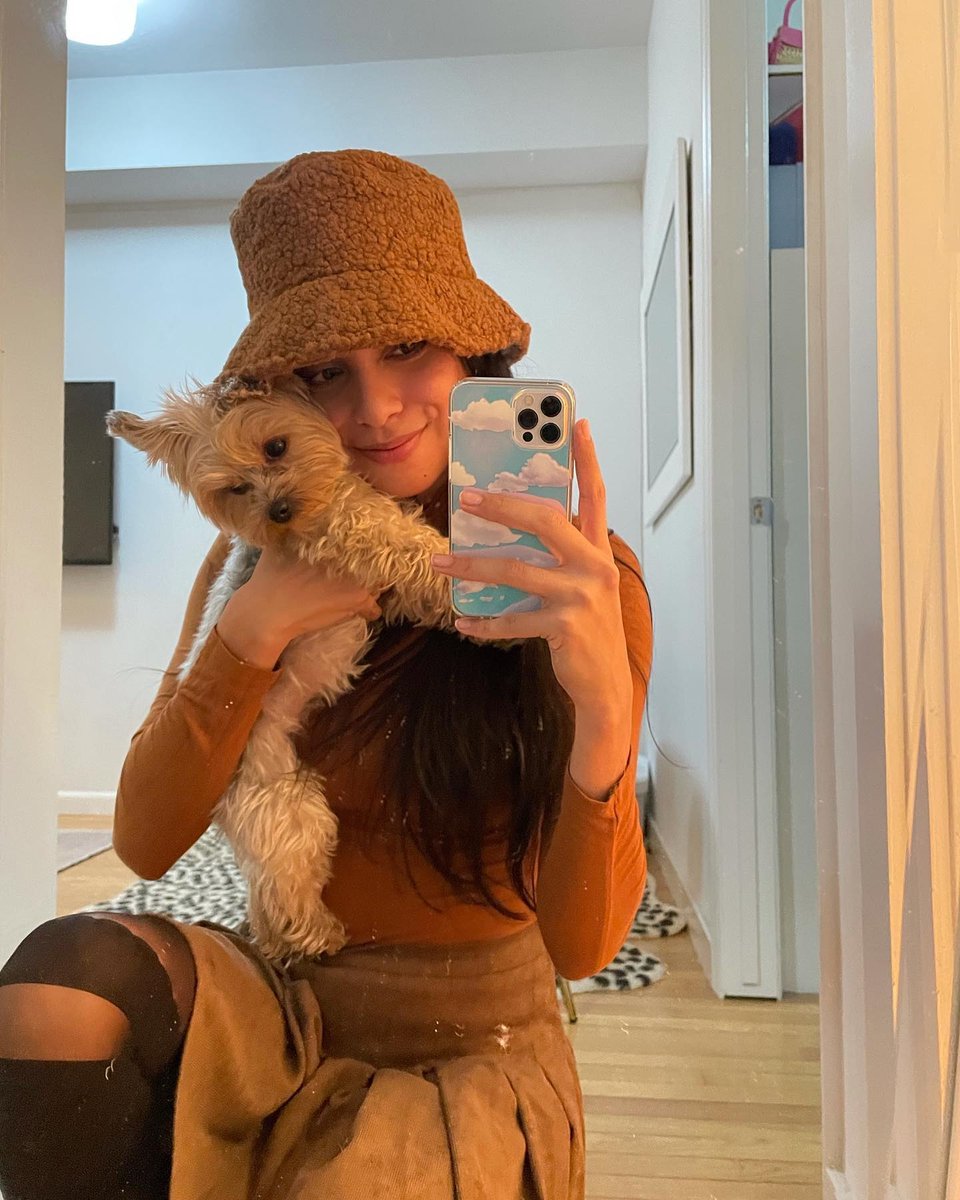 jellycases's tweet photo. @nancymoeller_ looking so adorable with our Dreamy Cloud Case ☁️
Available for all iPhones, get yours now!⁠⁠⁠⁠⁠
⁠⁠⁠⁠⁠⁠
Free Worldwide Shipping on all orders! 🌎⁣⁠⁠⁠⁠⁠

Get yours here: https://t.co/6KMsybJaLk
⁠
#myiphone #jellycases #iphone13 https://t.co/JwBjX8pUiA