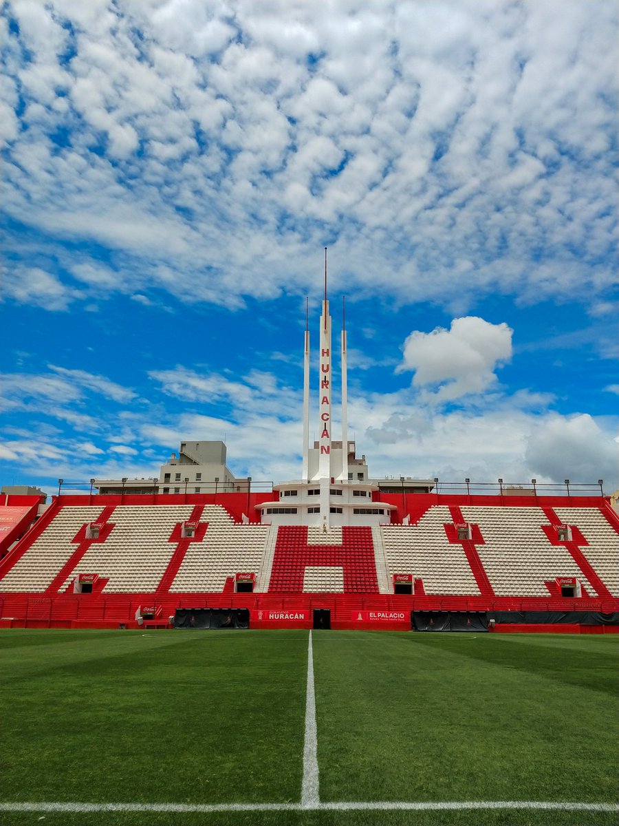 MigranteTurista's tweet photo. "El Palacio" ⚽ Estadio Tomas Adolfo Ducó #BsAs https://t.co/BJfkNGp7T6