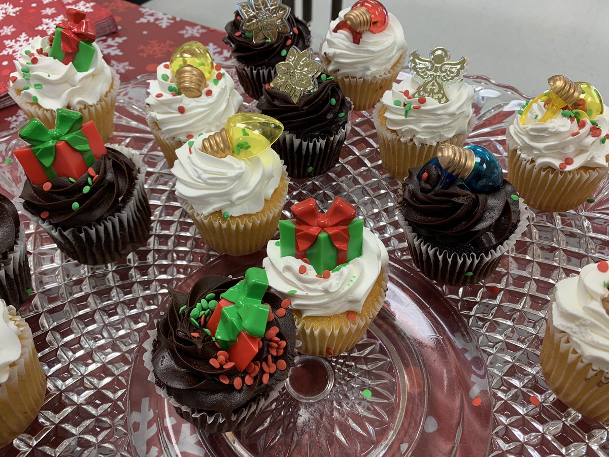 Erika Smith tweet media