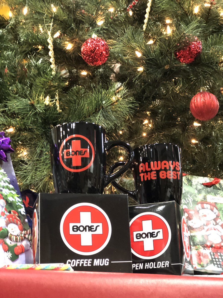 bit.ly/BonesBearingsC… ☕️
#BonesBearings Mugs in stock and shipping to skate shops worldwide.
- 15 oz ceramic mug
- Holds your favorite brew or other stuff