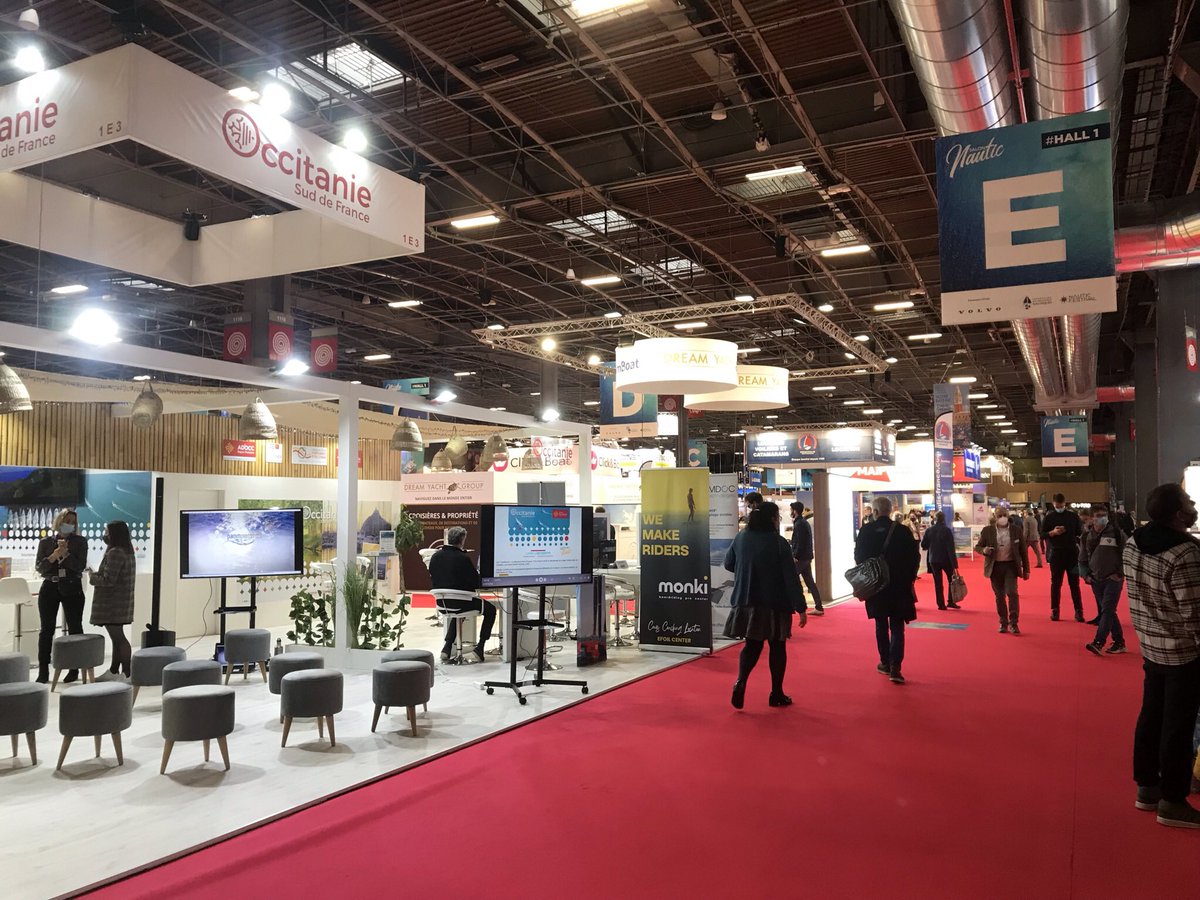 MargauxBouzac's tweet photo. Découverte du salon #Nautic2021 aujourd’hui.
Merci à l’#Aper et l’#AperPyro pour leur accueil! https://t.co/k88gnrAsda