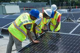 AnneReady3's tweet photo. @MikeCrapo A carbon price in the reconciliation package would help us achieve 50% emission reductions by 2030. Please help us have a brighter future by supporting it. #OutdoorClimateAction #PriceonCarbon https://t.co/7ys7cS9BK5