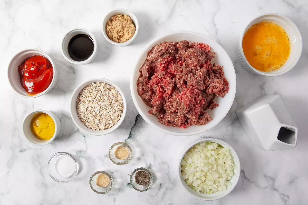 bethholm1's tweet photo. Meatloaf is a #comfortfood that's withstood the test of time. This #recipe for it is worth a try.  https://t.co/11EZEDSkDB https://t.co/ecM4JfKdJl