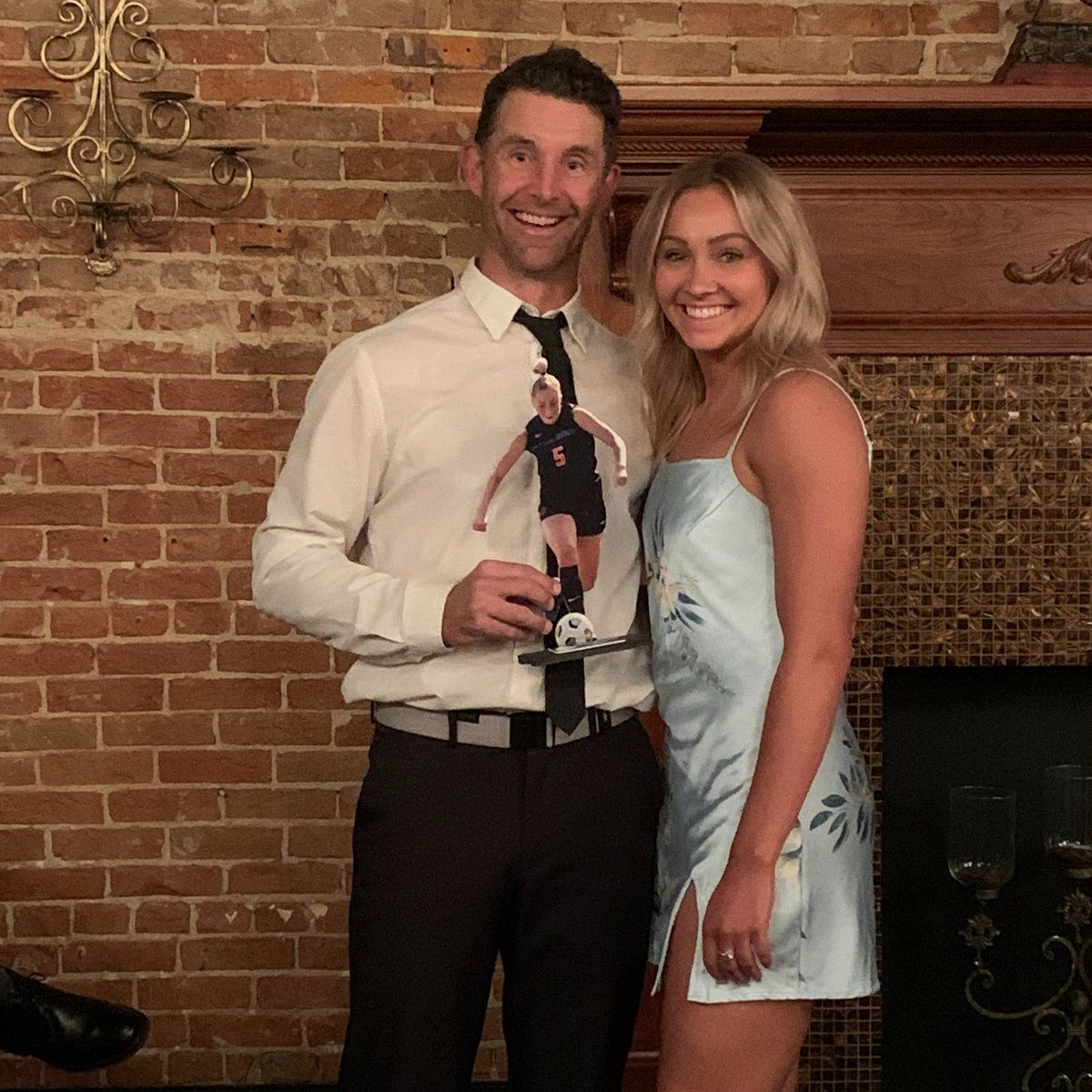 𝓣𝓮𝓪𝓶 𝓐𝔀𝓪𝓻𝓭𝓼🏆

Offensive MVP - <a href="/aubreechatt24/">aubreechatt</a>  

#BleedBlue | #WhatsNext | #MakingHerMark