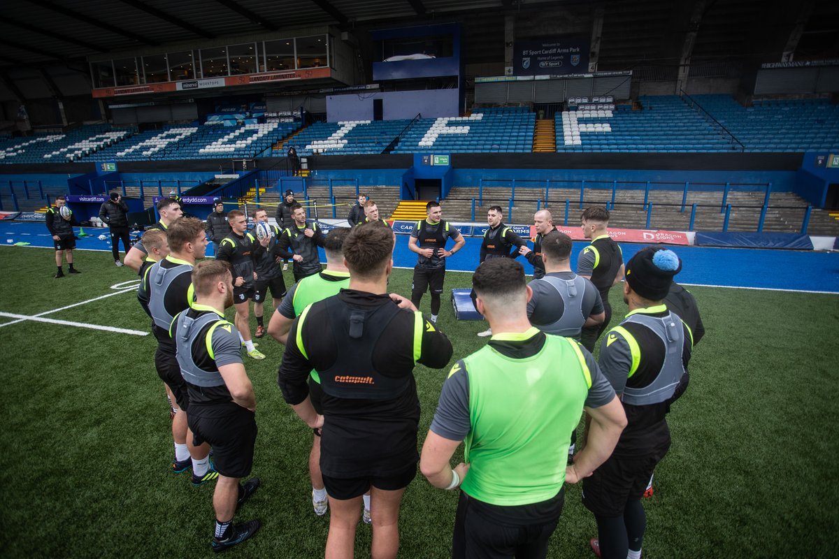 Cardiff Rugby (@cardiff_rugby) on Twitter photo #StrengthThroughUnity 🖤💙
The boys in Cardiff look forward to taking on Saturday's challenge head-on in the <a href="/ChampionsCup/">Investec Champions Cup</a>. Are you coming down to back the boys and be our 16th man?
Y bois yn dod at ei gilydd ac yn barod i herio Toulouse.
🎟️ eticketing.co.uk/cardiffrugby/ #StrengthThroughUnity 🖤💙
The boys in Cardiff look forward to taking on Saturday's challenge head-on in the <a href="/ChampionsCup/">Investec Champions Cup</a>. Are you coming down to back the boys and be our 16th man?
Y bois yn dod at ei gilydd ac yn barod i herio Toulouse.
🎟️ eticketing.co.uk/cardiffrugby/