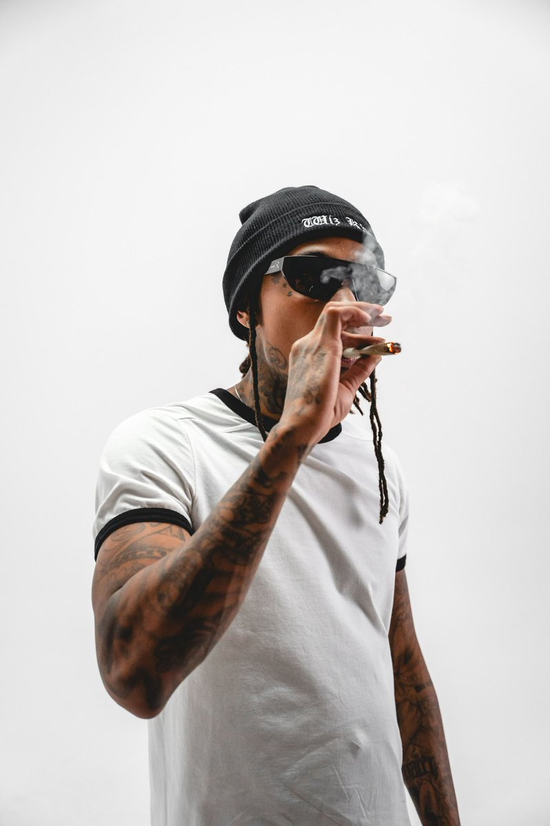 Wiz Khalifa tweet media