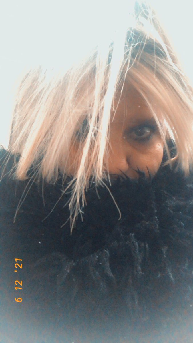 Ingrid81452059's tweet photo. Da oggi sono #SUPERNOVAX https://t.co/vqY9S0nVZ8