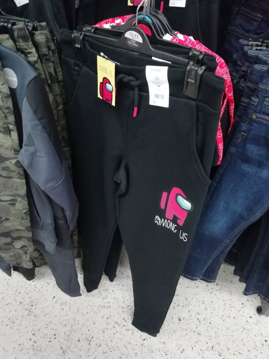 LMcbackflip's tweet photo. 'fit check.
Feeling pretty sus ngl https://t.co/bhM4n12n5A