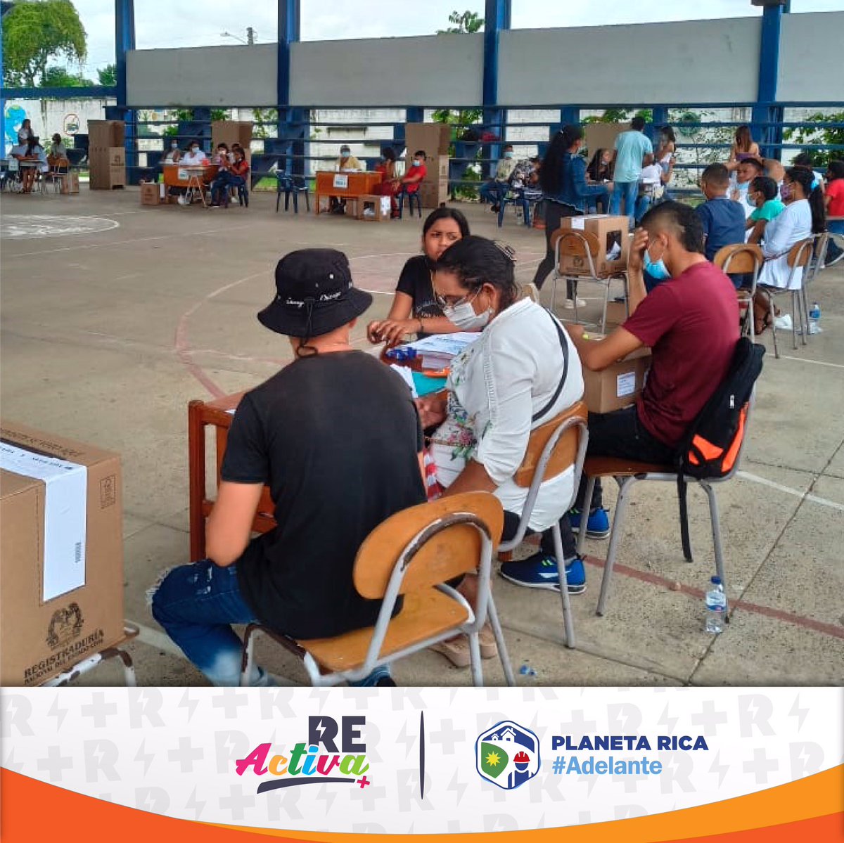AlcaldiadePR's tweet photo. El pasado 5 de diciembre, la juventud de Planeta Rica atendió al llamado para ejercer su derecho democrático a elegir, en el marco de la jornada de Elecciones del Consejo de Juventudes. 👇🏻 https://t.co/3ZGLRCZPux