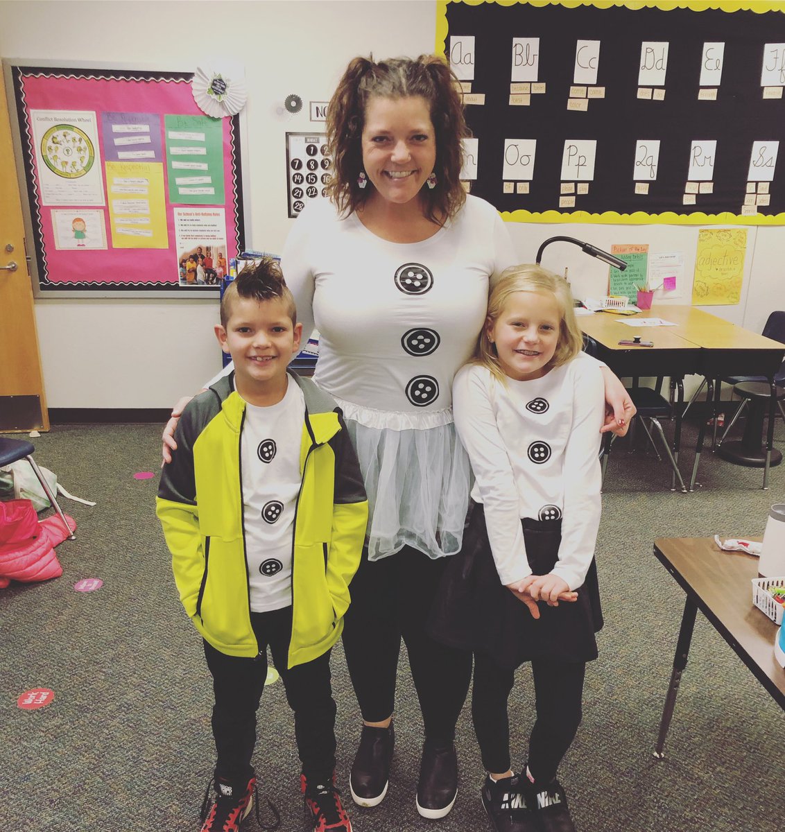 Stefanie DeWolf tweet media