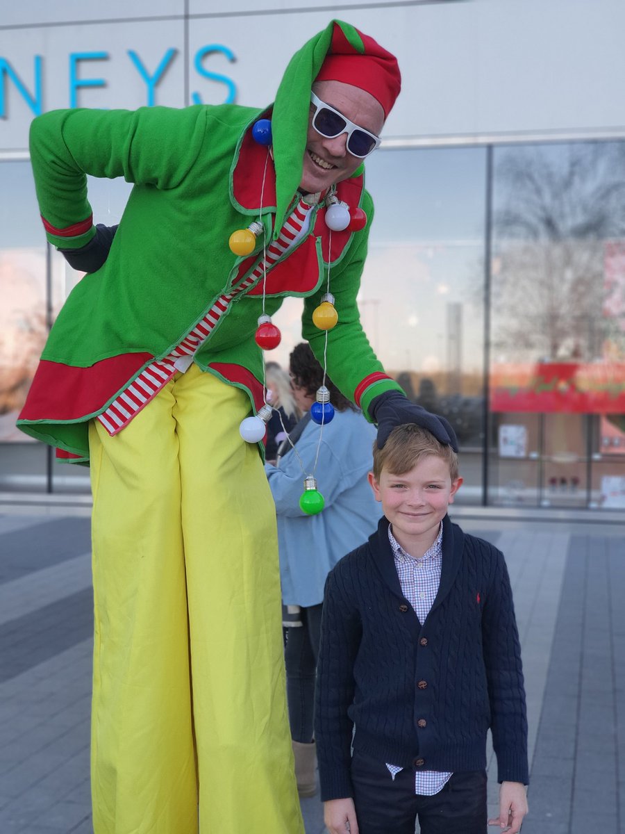 Elfie! It's a selfie with an Elf!  Great fun at <a href="/atLiffeyValley/">Liffey Valley</a> with all the little elves #elfie