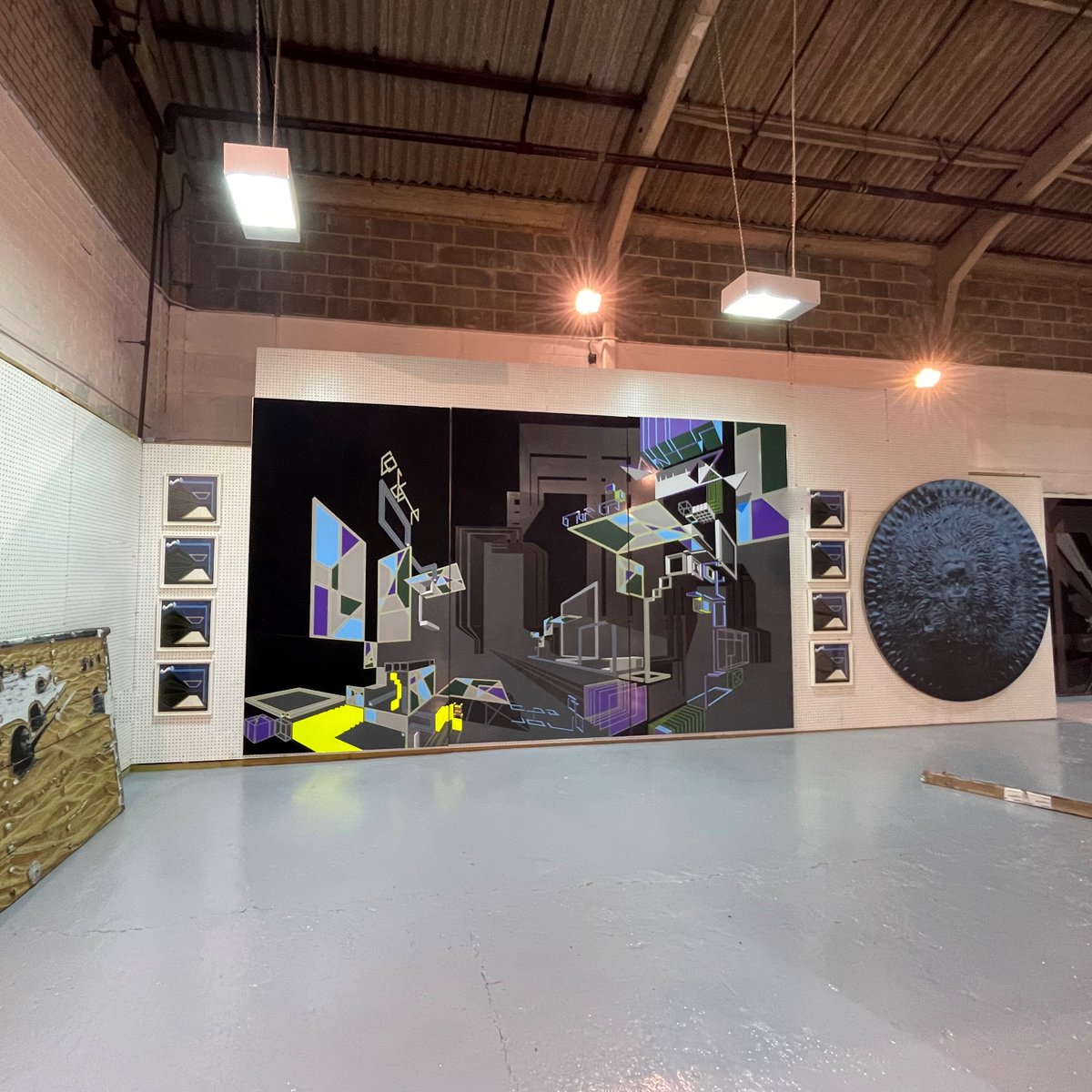 BellmansAuc's tweet photo. Still busily getting ready for Expanding Horizons | A Collection of Contemporary Art, 16 December, West Sussex , 6pm.
#bellmans #bellmansauctioneers #auctions #westsussex #contemporaryart #installations #print #photography #expandinghorizons
25s https://t.co/lSmxo7gNp7