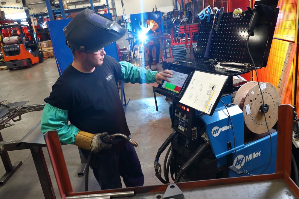 The fast track to fab shop productivity increases begins with advanced metal fabricating technologies: ow.ly/I40V50H4hBe