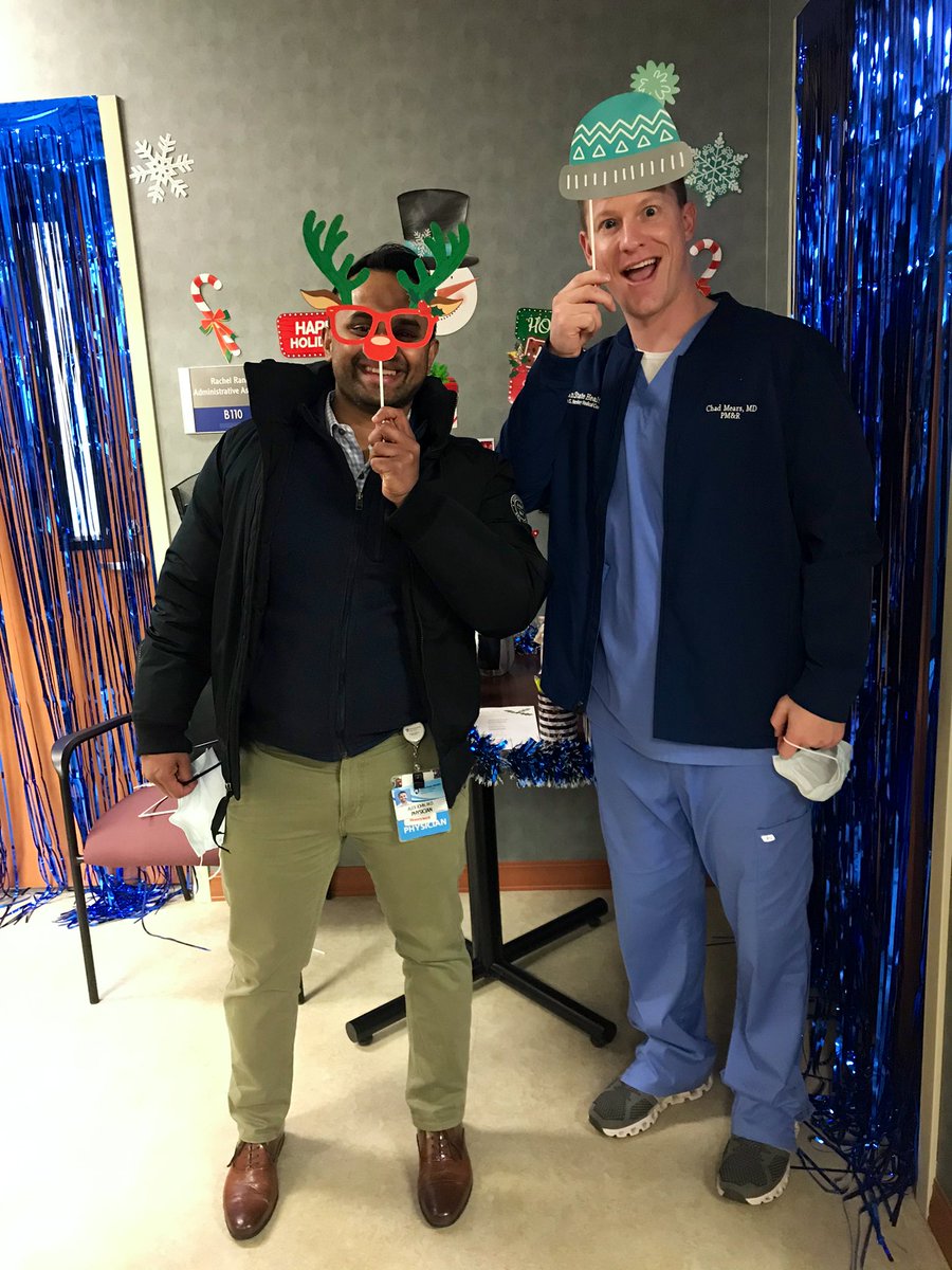 Michelle_PMR's tweet photo. As a result of the generosity of PMR interim chair Dr. Lori Grafton, our physicians, residents & APPs received Yeti tumblers & Starbucks Gift Cards to celebrate the holiday season during our staff lunch today. #PennStatePMR #ResidentWellness #PhysicanWellness https://t.co/PeauordzFB