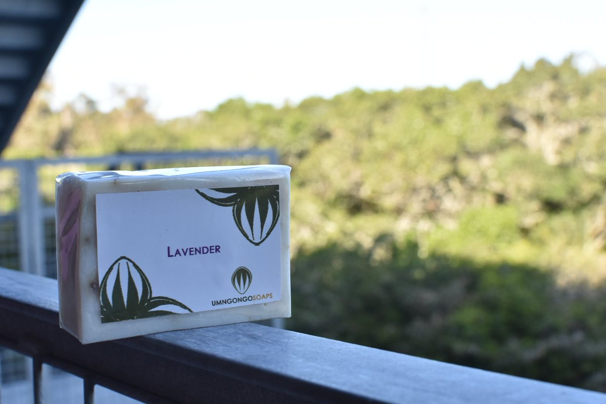 umngongo's tweet photo. Lavender soap: Gentle on eczymatous skin, natural insect repellent, fights acne

Eucalyptus: Boosts circulation, natural-anti inflammatory, fights irritations

Tea-tree: Fights oil skin, Soothes itches &amp; inflammations, helps with dandruff treatment. https://t.co/KhriFZO1HV